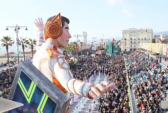 Лучшие карнавалы Италии: Виареджо и Венеция