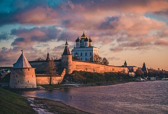 Легенды Пскова: Пушкинские горы - Псков - Печоры