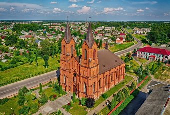 Тур на болото Ельня и водопад на реке Вята